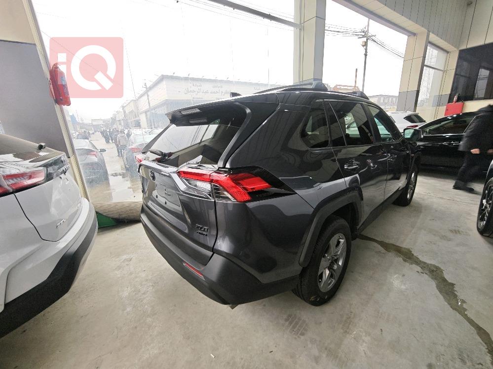 تويوتا راف 4